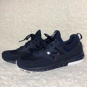NWOT New Balance sneakers